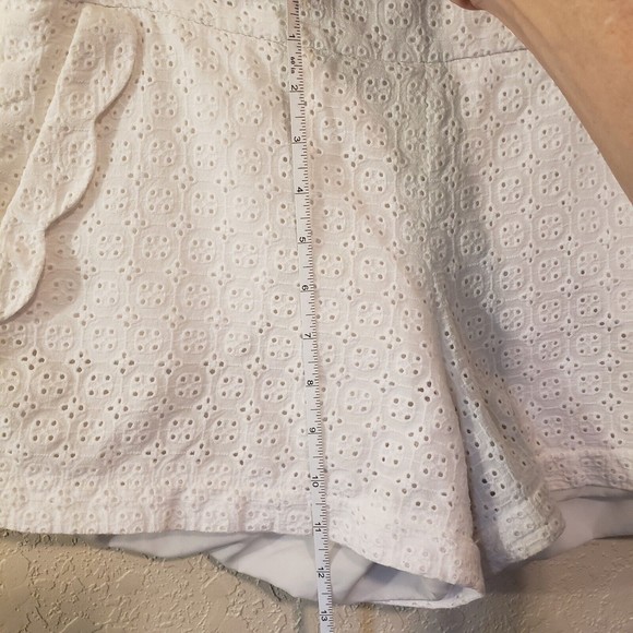 Cynthia Rowley Womens White Eyelet Ruffled Shorts Size 10 - Picture 9 of 10